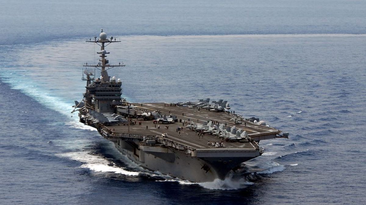 The Argentine Navy will begin today a joint naval exercise with a George Washington nuclear aircraft carrier