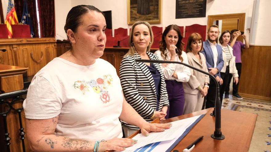 WOMEN AFFECTED BY OVARIAN CANCER IN ELCHE TELL HOW DIFFICULT TO DETECT THE DISEASE