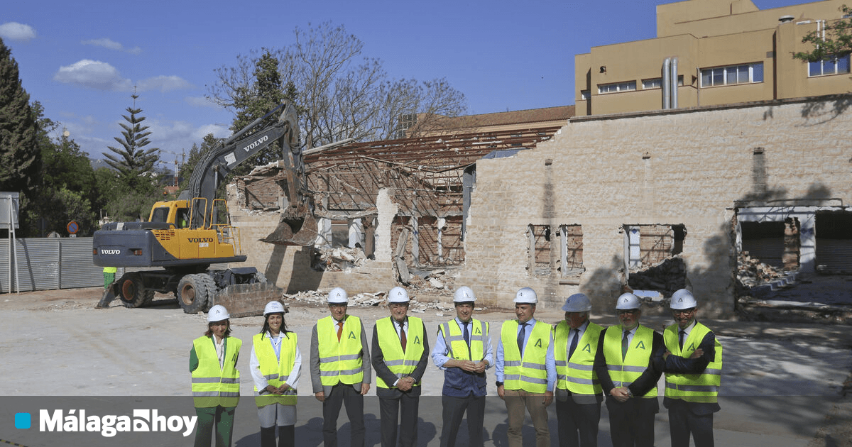 Salud missed the opening deadline for the Pascual Hospital and does not reach the opening deadline for the new Málaga Regional in 2026